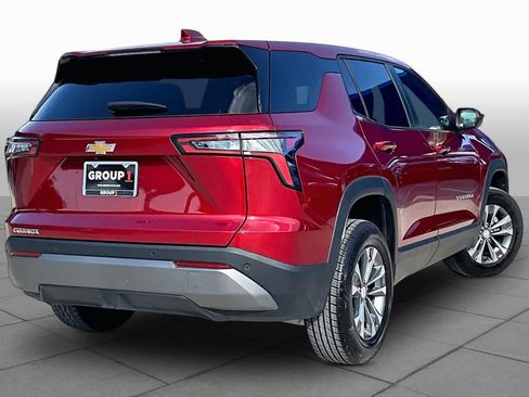 Used 2026 Chevrolet Equinox LT w/ Convenience Package II FWD image 13