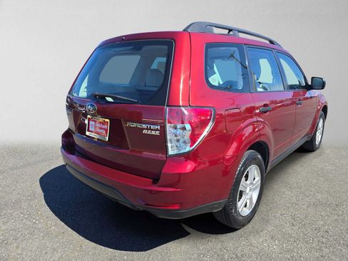 Used 2012 Subaru Forester 2.5X w/ Alloy Wheel Pkg AWD/4WD image 7