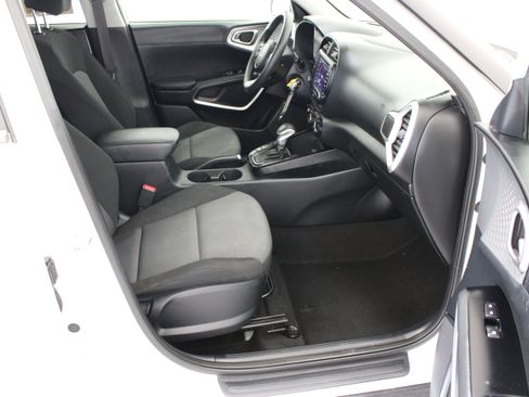 Used 2022 Kia Soul LX w/ Technology Package FWD image 34