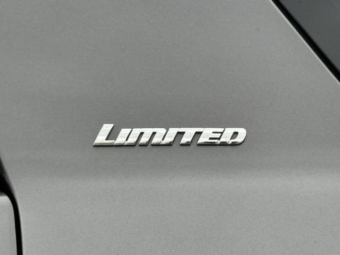 Used 2023 Toyota 4Runner Limited image 12