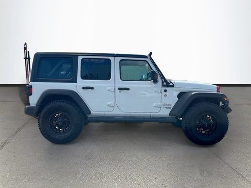 Used 2021 Jeep Wrangler Unlimited Sport AWD/4WD image 8