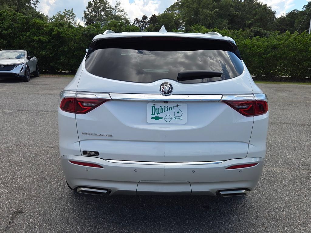 Certified 2023 Buick Enclave Essence w/ Experience Buick Package FWD image 10
