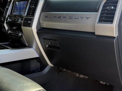 Used 2021 Ford F250 Lariat w/ Lariat Value Package image 27