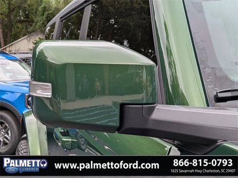 Used 2024 Ford Bronco Outer Banks image 11