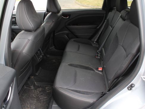 Used 2025 Subaru Forester Touring AWD/4WD image 17