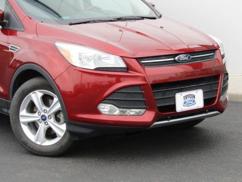 Used 2015 Ford Escape SE FWD image 4
