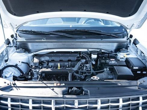 Used 2023 Hyundai Venue SEL image 26