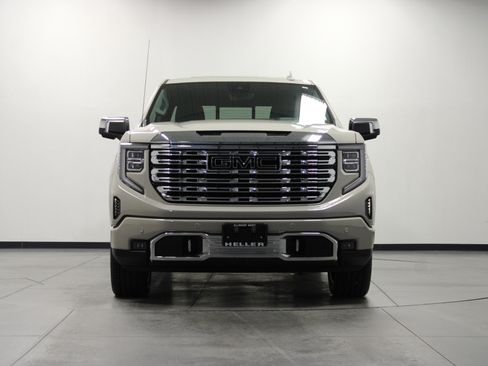 New 2026 GMC Sierra 1500 Denali w/ Technology Package AWD/4WD image 9