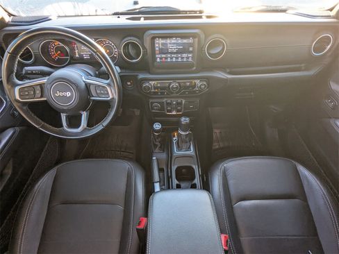 Used 2020 Jeep Wrangler Unlimited Sahara image 16