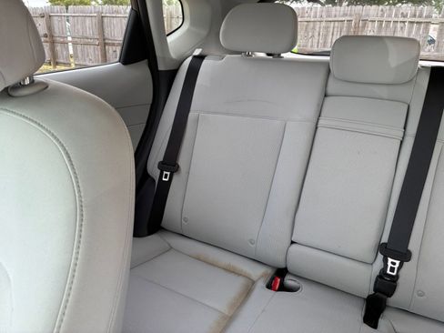 Used 2025 Hyundai Kona SEL AWD/4WD image 35