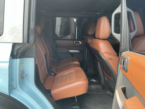 Used 2023 Ford Bronco Heritage Edition AWD/4WD image 17