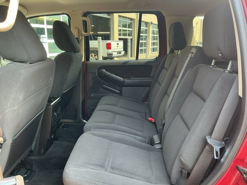 Used 2010 Ford Explorer XLT AWD/4WD image 20