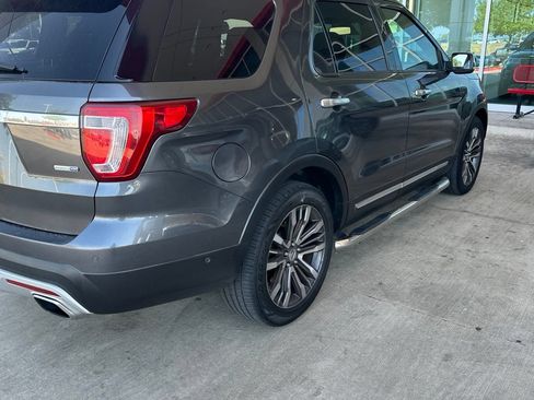 Used 2017 Ford Explorer Platinum AWD/4WD image 14