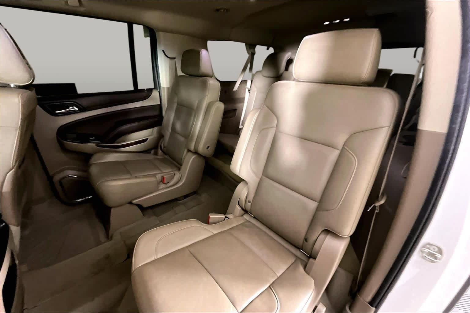 Used 2015 Chevrolet Suburban LT w/ Texas Edition RWD image 18