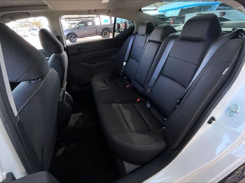 Certified 2023 Nissan Altima 2.5 SV w/ SV Premium Package image 17