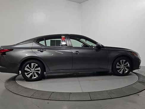 Certified 2023 Nissan Altima 2.5 S FWD image 8