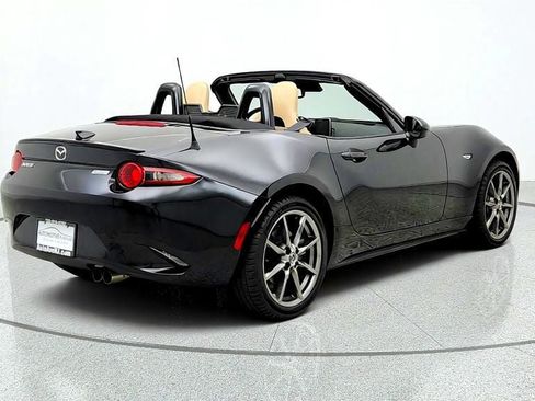 Used 2016 MAZDA MX-5 Miata Grand Touring RWD image 5