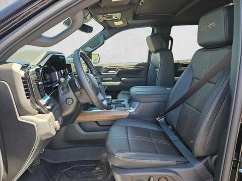 New 2026 Chevrolet Silverado 1500 High Country AWD/4WD image 4