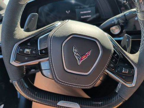 Used 2025 Chevrolet Corvette Z06 w/ Stealth Interior Trim Package RWD image 29