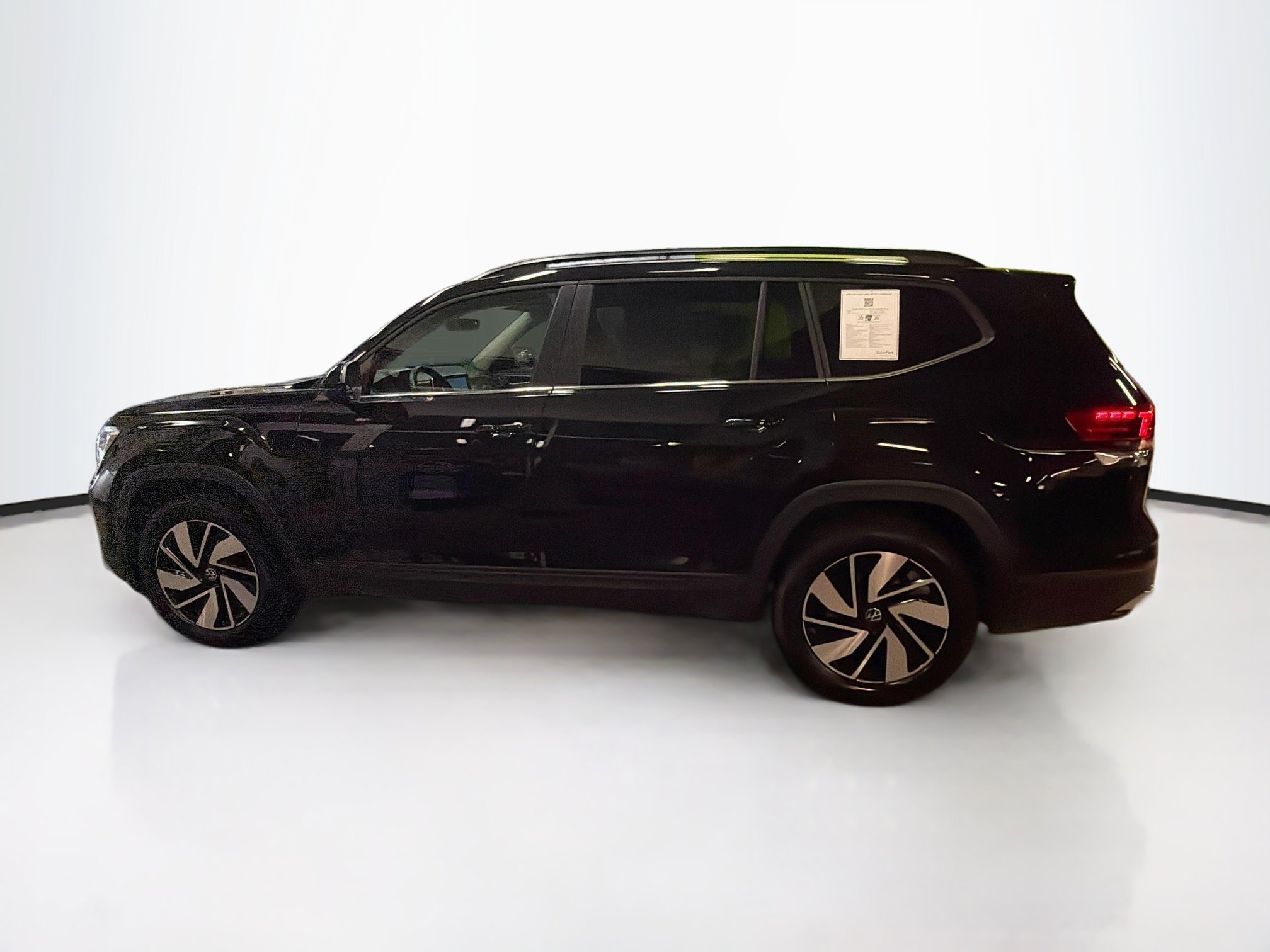 Used 2026 Volkswagen Atlas SE AWD/4WD image 4