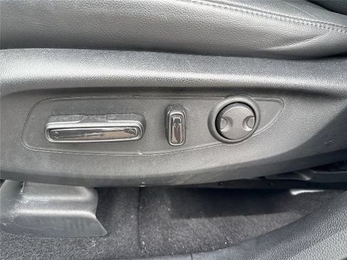 Used 2023 Honda CR-V EX-L image 6