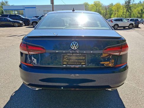 Used 2020 Volkswagen Passat 2.0T R-Line FWD image 6