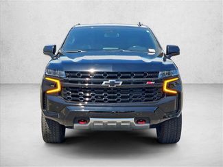Used 2023 Chevrolet Suburban Z71 w/ Luxury Package AWD/4WD video 3
