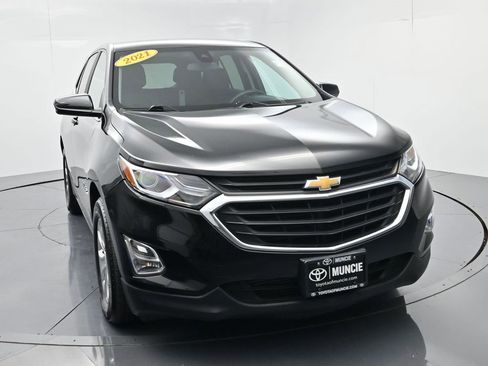 Used 2021 Chevrolet Equinox LT w/ LPO, Floor Liner Package image 2