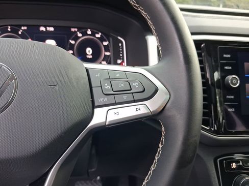 Used 2022 Volkswagen Atlas SE w/ Panoramic Sunroof Package image 21