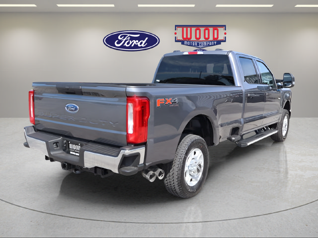 New 2026 Ford F350 XLT w/ FX4 Off-Road Package AWD/4WD image 3