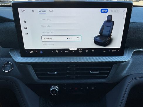 New 2026 Ford Explorer Platinum image 17