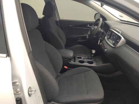 Used 2020 Kia Sorento L image 21