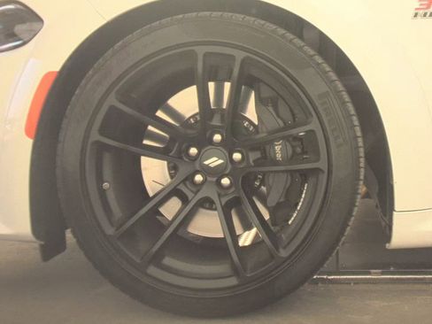 Used 2020 Dodge Charger Scat Pack RWD image 10
