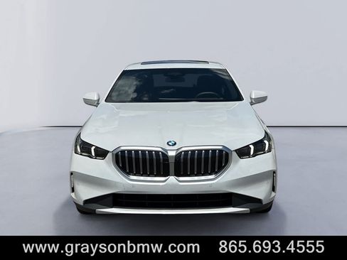 Used 2026 BMW 540i xDrive AWD/4WD image 8