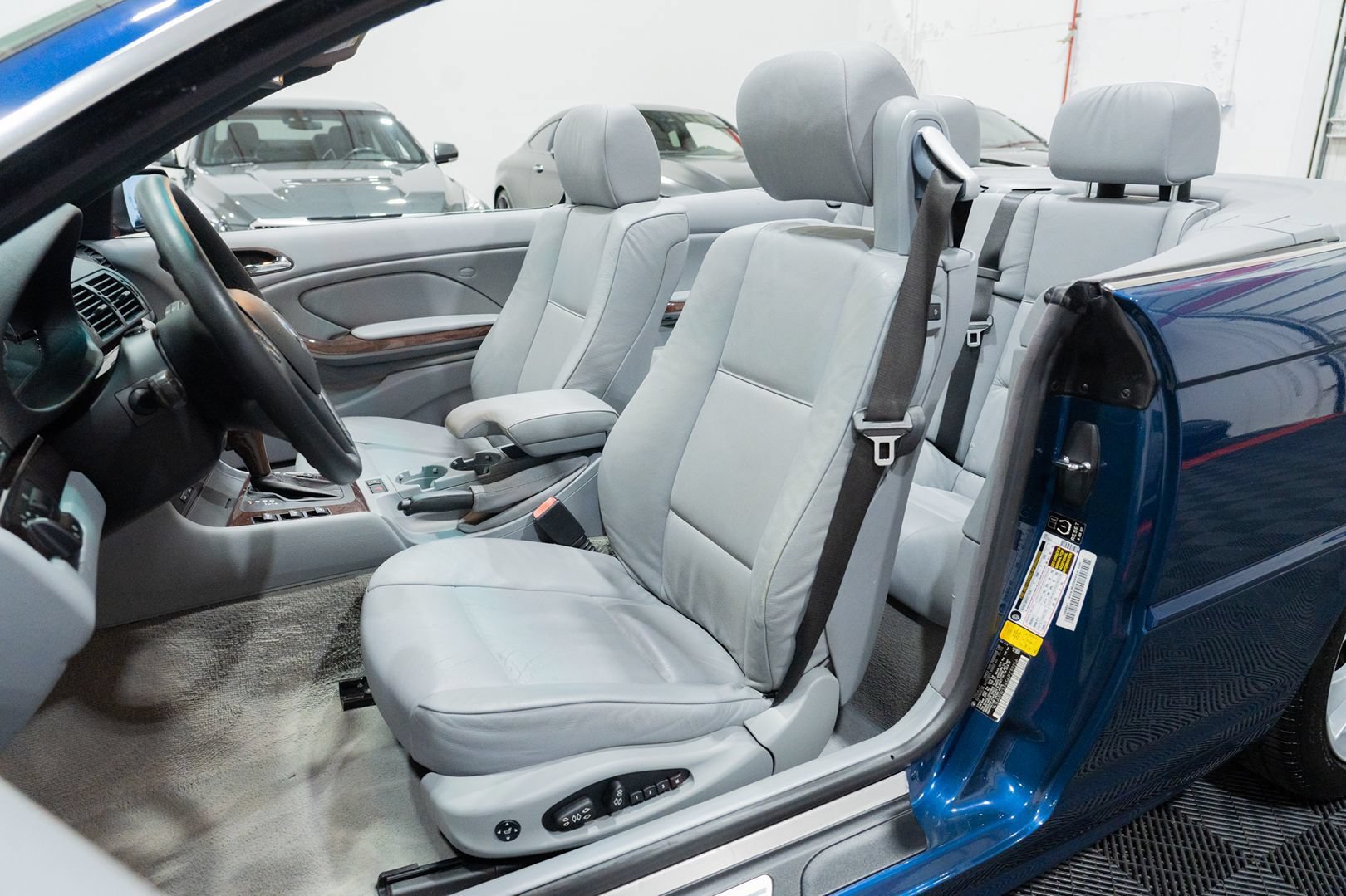 Used 2006 BMW 330Ci Convertible RWD image 18