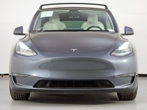 Used 2021 Tesla Model Y Performance image 7