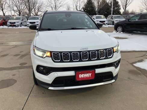 Certified 2025 Jeep Compass Limited image 2