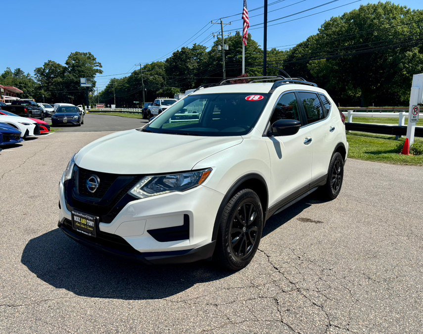 Used 2018 Nissan Rogue SV AWD/4WD image 1