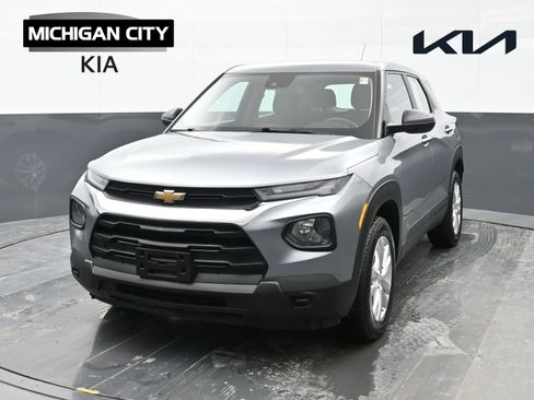 Used 2023 Chevrolet TrailBlazer LS image 1