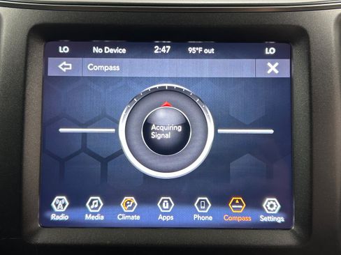 Used 2020 Jeep Cherokee Trailhawk w/ Comfort/Convenience Group AWD/4WD image 9