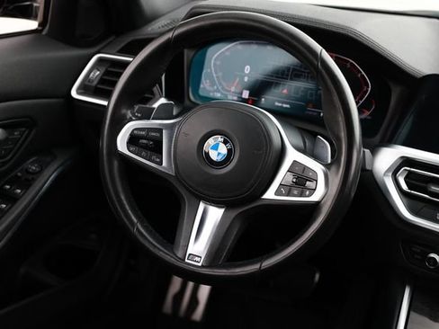 Used 2020 BMW 330i Sedan w/ M Sport Package RWD image 32