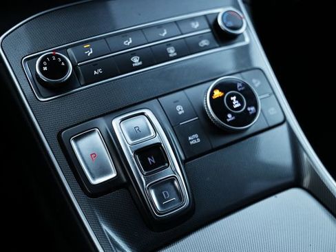 Used 2023 Hyundai Santa Fe SE image 35