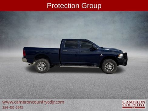 Used 2018 RAM 2500 Tradesman w/ Chrome Appearance Group image 2