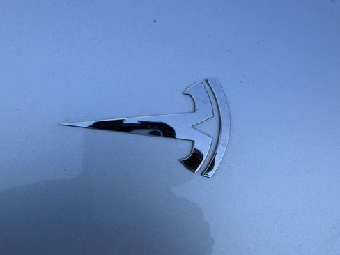 Used 2018 Tesla Model 3 Long Range RWD image 8