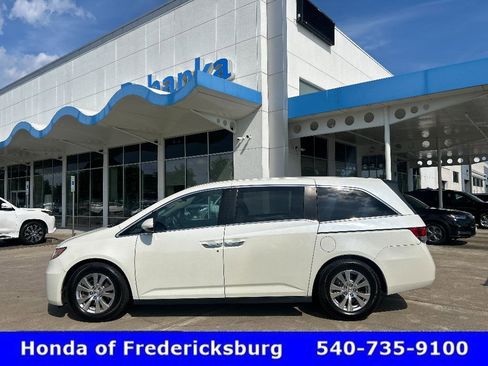 Used 2016 Honda Odyssey SE image 1