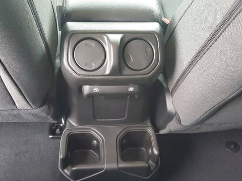 New 2026 Jeep Gladiator Sport image 12