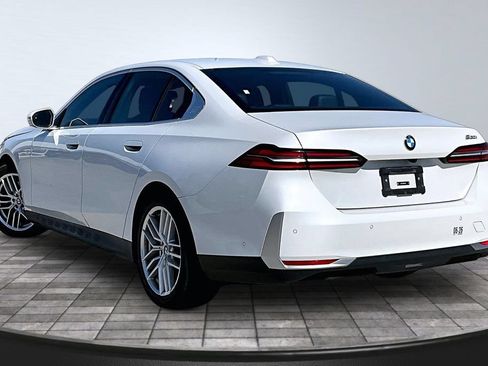 Used 2024 BMW 530i RWD image 21