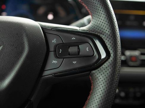 Used 2025 Chevrolet TrailBlazer RS w/ Convenience Package image 7