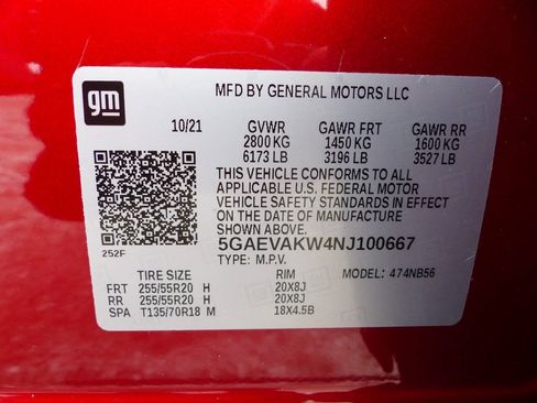 Used 2022 Buick Enclave Essence w/ Sport Touring Edition AWD/4WD image 21