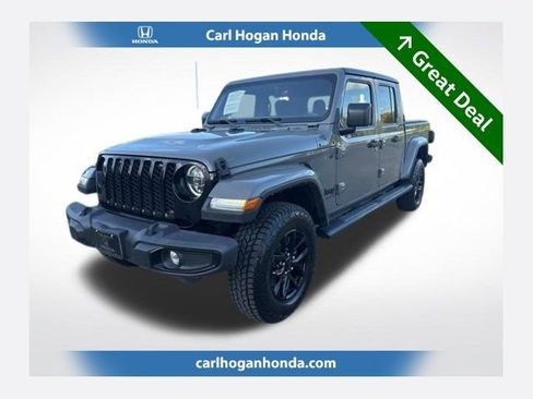 Used 2022 Jeep Gladiator Sport AWD/4WD image 1